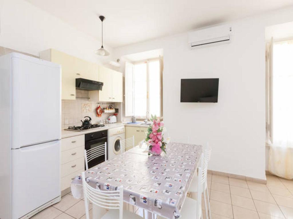 Chung cư 65 m² 2 phòng ngủ, 1 phòng tắm riêng ở Vatican Roma Phòng bức ảnh
